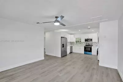 4326 NW 4th St, Miami, FL 33126 - Photo 8