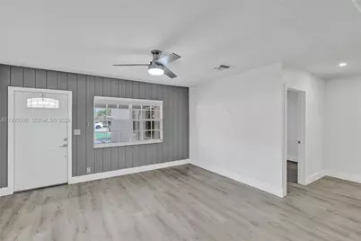 4326 NW 4th St, Miami, FL 33126 - Photo 6