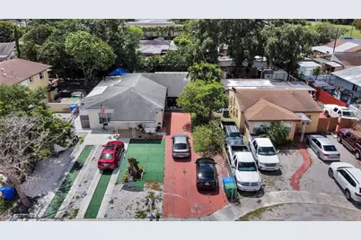 4326 NW 4th St, Miami, FL 33126 - Photo 6