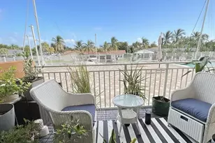 2450 NE 135th St, North Miami, FL 33181 - Photo 14