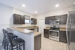 627 SE 34th Ave, Homestead, FL 33033 - Photo 6
