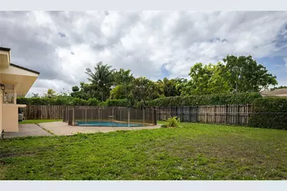 9700 Kendale Blvd, Miami, FL 33176 - Photo 6
