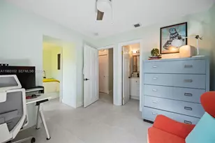 350 NE 59th St, Oakland Park, FL 33334 - Photo 12