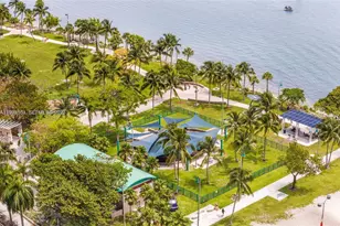 1750 N Bayshore Dr, Miami, FL 33132 - Photo 12