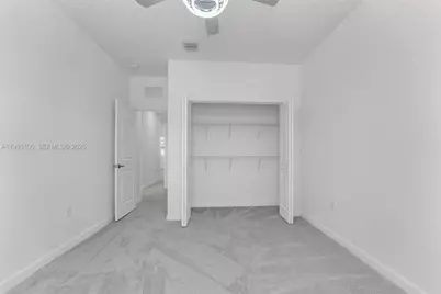 2425 SE 28th Dr #2425, Homestead, FL 33035 - Photo 12