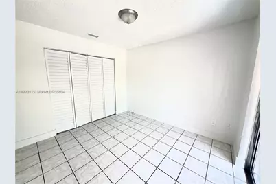 951 SW 7th St #4, Miami, FL 33130 - Photo 14
