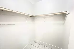 951 SW 7th St, Miami, FL 33130 - Photo 12