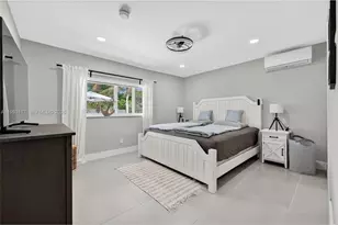 426 SE 3rd St, Dania Beach, FL 33004 - Photo 16