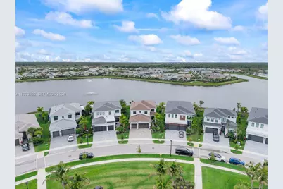 12609 Solana Bay Cir, Palm Beach Gardens, FL 33412 - Photo 6
