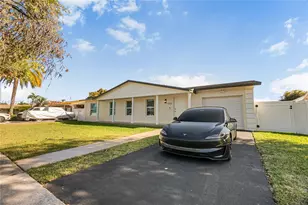 12020 SW 108th St, Miami, FL 33186 - Photo 2