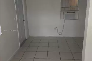 8012 NW 5th Ct, Miami, FL 33150 - Photo 12