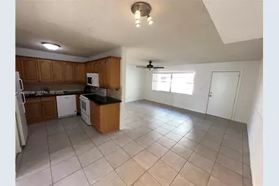 1100 SE 4th Ave #16, Deerfield Beach, FL 33441 - Photo 18