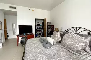 1060 Brickell Ave, Miami, FL 33131 - Photo 18