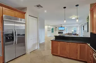 822 SW 10th St, Fort Lauderdale, FL 33315 - Photo 6