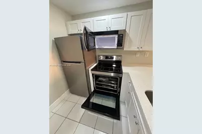 6395 W 27th Ct #102, Hialeah, FL 33016 - Photo 16