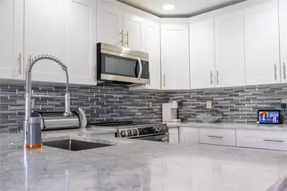 529 NW 47th Way, Coconut Creek, FL 33063 - Photo 8