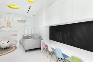 300 South Pointe Dr, Miami Beach, FL 33139 - Photo 40