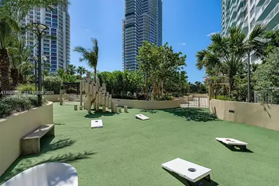300 S Pointe Drive #801, Miami Beach, FL 33139 - Photo 46