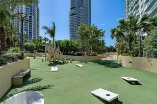 300 South Pointe Dr, Miami Beach, FL 33139 - Photo 46
