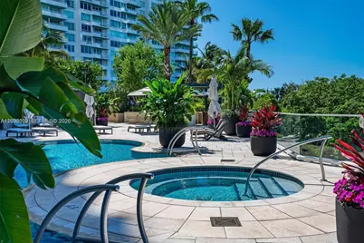 300 S Pointe Drive #801, Miami Beach, FL 33139 - Photo 48