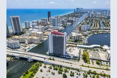 2602 E Hallandale Beach Blvd #R2805, Hallandale Beach, FL 33009 - Photo 36