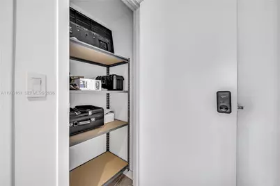 2602 E Hallandale Beach Blvd #R2805, Hallandale Beach, FL 33009 - Photo 18