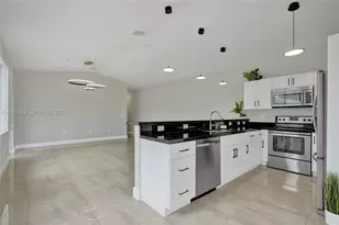 62 NE 26th St, Wilton Manors, FL 33305 - Photo 14