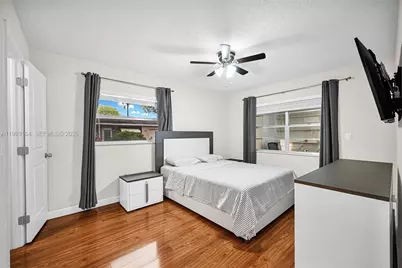 2528 SW Natura Blvd, Deerfield Beach, FL 33441 - Photo 20