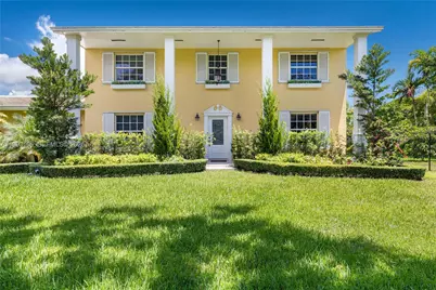 11401 SW 72nd Pl, Pinecrest, FL 33156 - Photo 1