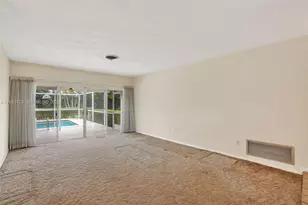 10753 SW 118th St, Miami, FL 33176 - Photo 6