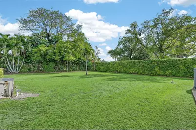10753 SW 118th St, Miami, FL 33176 - Photo 40