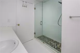 1337 Presidio Dr, Weston, FL 33327 - Photo 14