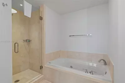 4401 Collins Ave #2612, Miami Beach, FL 33140 - Photo 32