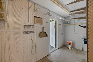 6767 SW 154th St, Palmetto Bay, FL 33157 - Photo 32