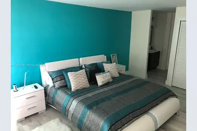 7135 Collins Ave #525, Miami Beach, FL 33141 - Photo 6