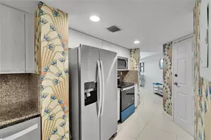 825 Brickell Bay Dr, Miami, FL 33131 - Photo 10