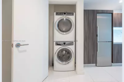 851 NE 1st Ave #205, Miami, FL 33132 - Photo 6