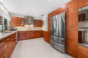 17071 SW 86th Ave, Palmetto Bay, FL 33157 - Photo 8