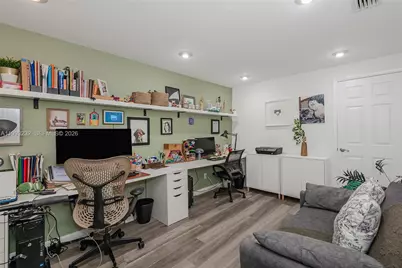 1054 SE 6th Ct, Dania Beach, FL 33004 - Photo 12