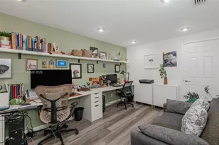 1054 SE 6th Ct, Dania Beach, FL 33004 - Photo 12