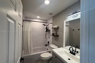 1054 SE 6th Ct, Dania Beach, FL 33004 - Photo 8