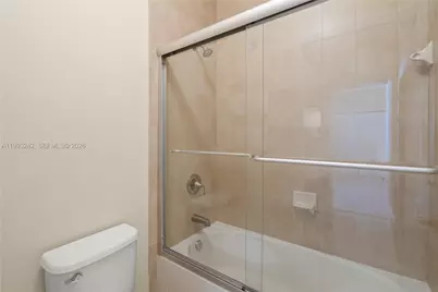 10021 NW 87th Ter, Doral, FL 33178 - Photo 30