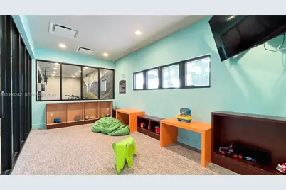 10021 NW 87th Ter, Doral, FL 33178 - Photo 56