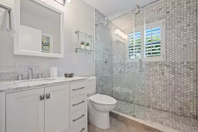 3274 Gifford Ln, Miami, FL 33133 - Photo 24