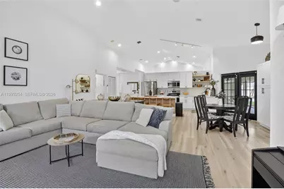 10910 NW 18th Ct, Plantation, FL 33322 - Photo 18