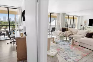 20301 W Country Club Dr, Aventura, FL 33180 - Photo 14