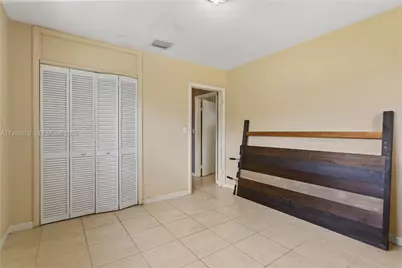53 NW 169th St, North Miami Beach, FL 33169 - Photo 28