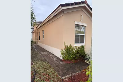 3951 NE 11th Dr, Homestead, FL 33033 - Photo 24