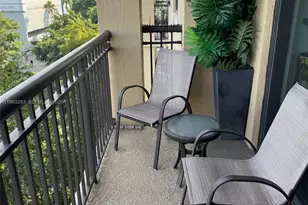 3530 SW 22nd St, Miami, FL 33145 - Photo 10