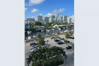 400 Kings Point Dr #627, Sunny Isles Beach, FL 33160 - Photo 6